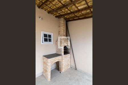 Casa à venda com 140m², 2 quartos e 3 vagas Casa à venda com 140m², 2 quartos e 3 vagasTerraço
