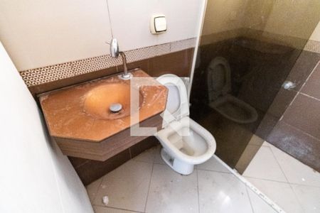 Casa à venda com 140m², 2 quartos e 3 vagas Casa à venda com 140m², 2 quartos e 3 vagasBanheiro