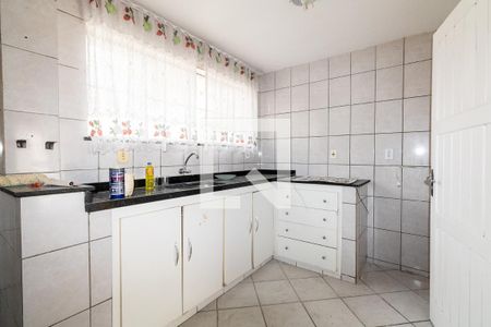 Casa à venda com 140m², 2 quartos e 3 vagas Casa à venda com 140m², 2 quartos e 3 vagasCozinha