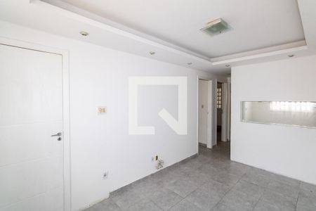 Casa à venda com 140m², 2 quartos e 3 vagas Casa à venda com 140m², 2 quartos e 3 vagasSala
