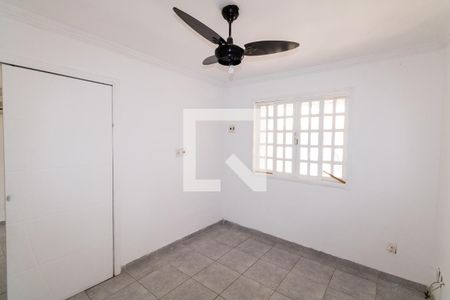 Casa à venda com 140m², 2 quartos e 3 vagas Casa à venda com 140m², 2 quartos e 3 vagasQuarto 1