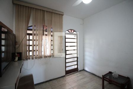 Sala de casa à venda com 4 quartos, 180m² em Jardim Guanabara, Belo Horizonte