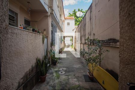 Apartamento à venda com 64m², 2 quartos e sem vaga Apartamento à venda com 64m², 2 quartos e sem vagaCorredor de acesso