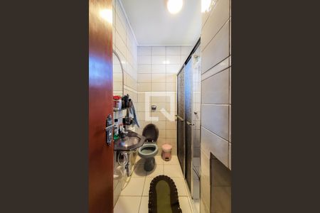 Casa à venda com 192m², 4 quartos e 3 vagas Casa à venda com 192m², 4 quartos e 3 vagasBanheiro da Suíte