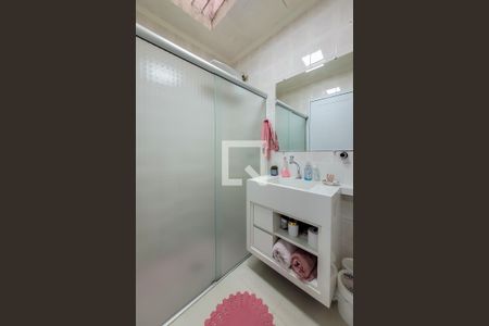 Casa à venda com 192m², 4 quartos e 3 vagas Casa à venda com 192m², 4 quartos e 3 vagasBanheiro Social