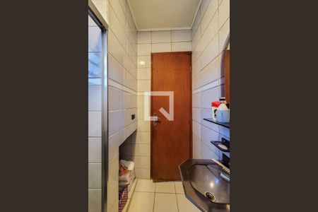 Casa à venda com 192m², 4 quartos e 3 vagas Casa à venda com 192m², 4 quartos e 3 vagasBanheiro da Suíte