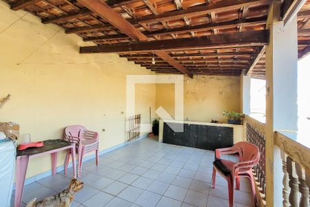 Casa à venda com 192m², 4 quartos e 3 vagas Casa à venda com 192m², 4 quartos e 3 vagasÁrea