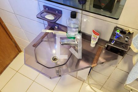 Casa à venda com 192m², 4 quartos e 3 vagas Casa à venda com 192m², 4 quartos e 3 vagasBanheiro da Suíte