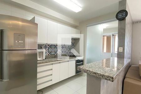 Cozinha de apartamento para alugar com 2 quartos, 62m² em Alphaville Residencial Um, Barueri