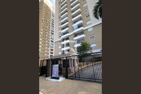 Fachada de apartamento para alugar com 2 quartos, 62m² em Alphaville Residencial Um, Barueri