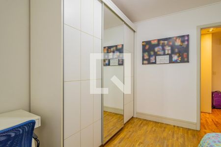 Casa de condomínio à venda com 107m², 3 quartos e 2 vagasQuarto 3