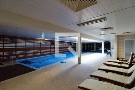 Casa de condomínio à venda com 107m², 3 quartos e 2 vagasÁrea comum - Piscina