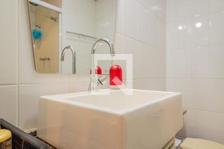 Casa de condomínio à venda com 107m², 3 quartos e 2 vagasBanheiro