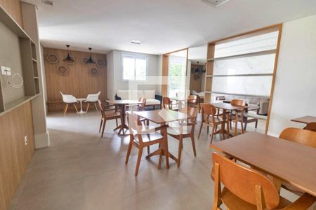 Apartamento para alugar com 67m², 2 quartos e 2 vagas Apartamento para alugar com 67m², 2 quartos e 2 vagasÁrea comum - Salão de festas