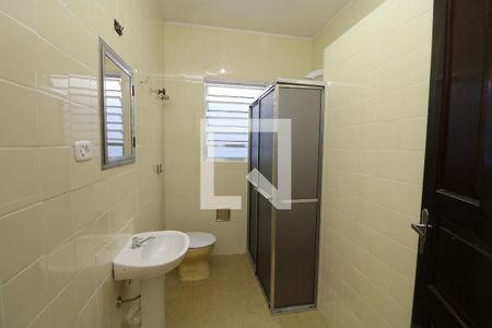 Casa para alugar com 152m², 2 quartos e 2 vagasBanheiro