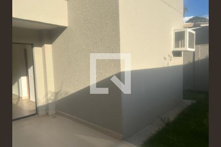 Apartamento à venda com 99m², 2 quartos e 1 vagaQuintal