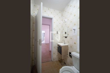 Casa à venda com 210m², 6 quartos e 1 vagaBanheiro