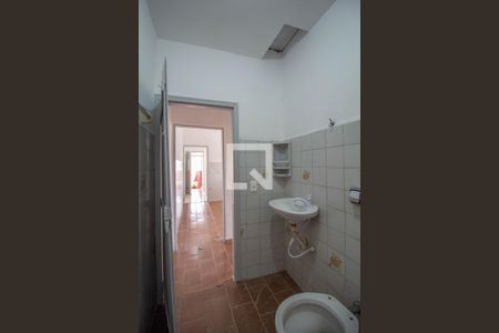 Casa para alugar com 80m², 2 quartos e sem vaga Casa para alugar com 80m², 2 quartos e sem vagaBanheiro