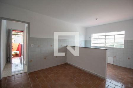 Sala de casa para alugar com 2 quartos, 80m² em Vila Carmosina, São Paulo