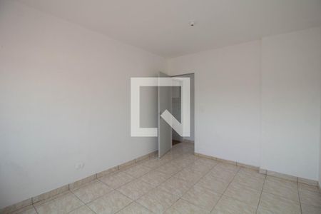 Quarto 1 de casa para alugar com 2 quartos, 80m² em Vila Carmosina, São Paulo