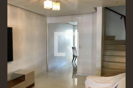 Sala de casa à venda com 3 quartos, 100m² em Jardim Ernestina, São Paulo