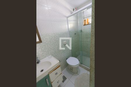 Banheiro da Suíte 1 de casa de condomínio à venda com 4 quartos, 482m² em Gardênia Azul, Rio de Janeiro