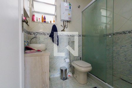 Casa de condomínio à venda com 482m², 4 quartos e 3 vagas Casa de condomínio à venda com 482m², 4 quartos e 3 vagasBanheiro da Suíte 2