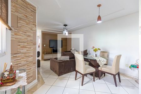 Sala de apartamento para alugar com 3 quartos, 160m² em Vila Pires, Santo André
