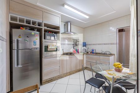 Apartamento para alugar com 160m², 3 quartos e 2 vagasCozinha