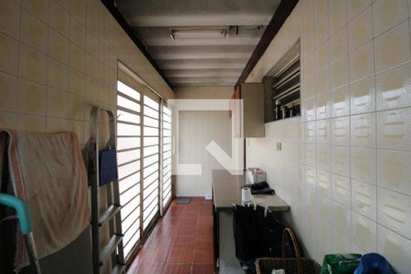 Casa à venda com 250m², 3 quartos e 4 vagasÁrea de serviço 