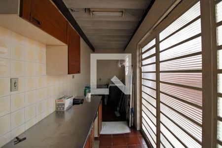Casa à venda com 250m², 3 quartos e 4 vagasÁrea de serviço 
