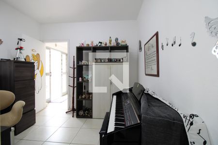 Casa à venda com 250m², 3 quartos e 4 vagasEdícula 