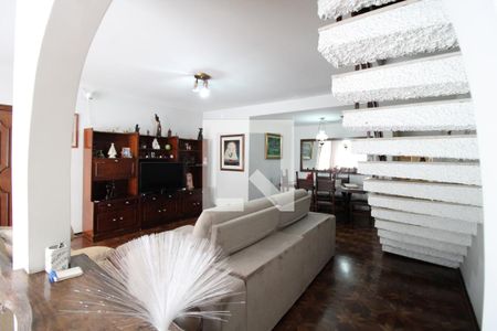 Casa à venda com 250m², 3 quartos e 4 vagasSala 