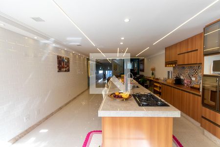 Casa à venda com 260m², 2 quartos e 2 vagasCozinha