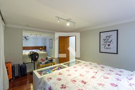 Casa à venda com 260m², 2 quartos e 2 vagasQuarto Suíte