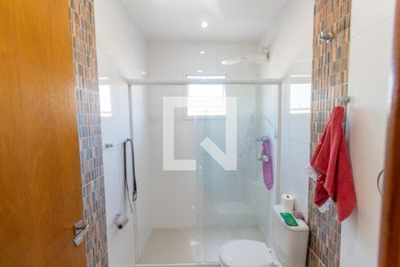 Casa à venda com 260m², 2 quartos e 2 vagasBanheiro 2