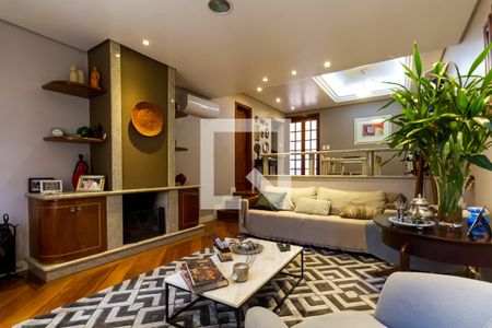 Sala de casa de condomínio à venda com 3 quartos, 214m² em Cristal, Porto Alegre