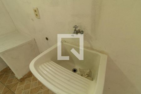 Casa para alugar com 28m², 1 quarto e sem vagaÁrea de Serviço