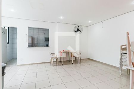Apartamento para alugar com 40m², 1 quarto e 1 vagaÁrea comum - Salão de festas