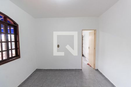 Sala de casa para alugar com 3 quartos, 90m² em Burgo Paulista, São Paulo