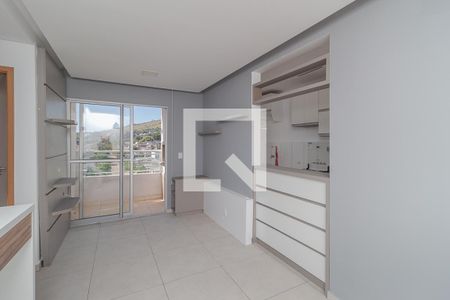 Sala de apartamento para alugar com 2 quartos, 48m² em Morro Santana, Porto Alegre