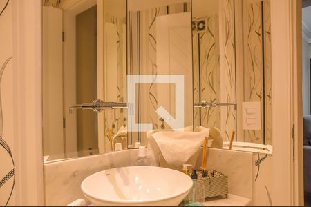 Apartamento para alugar com 242m², 4 quartos e 4 vagas Apartamento para alugar com 242m², 4 quartos e 4 vagasLavabo