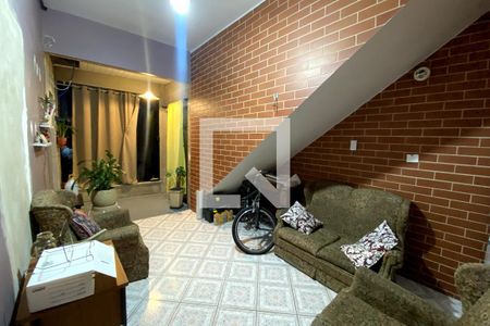 Sala de casa para alugar com 2 quartos, 64m² em Vila Sarapui, Duque de Caxias