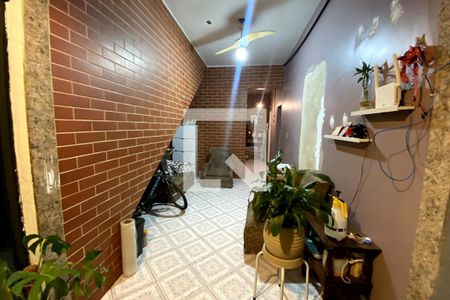 Sala de casa para alugar com 2 quartos, 64m² em Vila Sarapui, Duque de Caxias