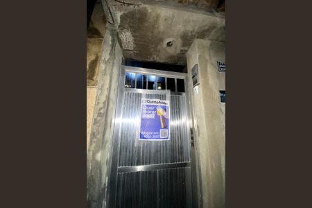 Fachada de casa para alugar com 2 quartos, 64m² em Vila Sarapui, Duque de Caxias