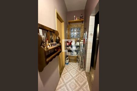 Sala de casa para alugar com 2 quartos, 64m² em Vila Sarapui, Duque de Caxias