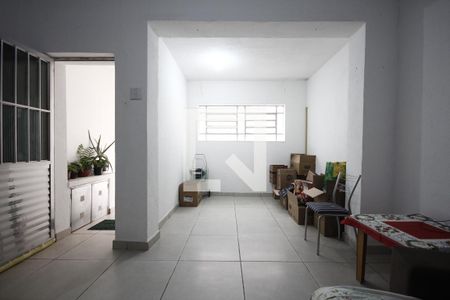 Sala de casa de condomínio à venda com 2 quartos, 136m² em Vila Monumento, São Paulo
