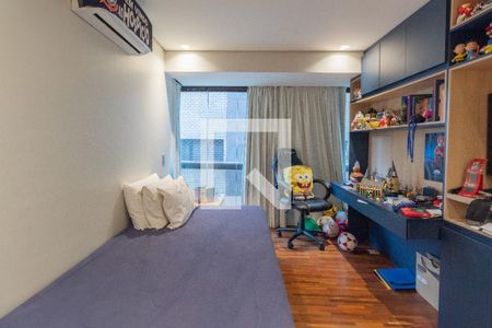 Apartamento à venda com 178m², 3 quartos e 3 vagasSuíte 1