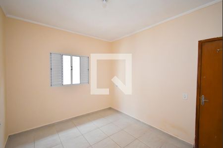 Quarto de casa para alugar com 1 quarto, 50m² em Vila Nivi, São Paulo