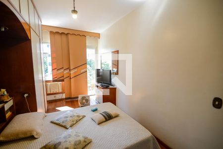 Apartamento à venda com 105m², 3 quartos e 2 vagasSuíte